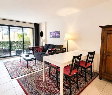 Location Appartement 3 pièces 66m² CANNES 06400 - Photo 2