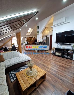Inchiriere apartament spatios mansarda 3 camere CALEA GIULESTI - Photo 1