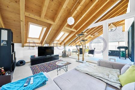 SPACIOUS STANDING WITH HIDDEN AND BALCONY-LOGGIA - Foto 5