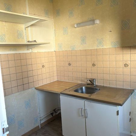 Location Appartement 1 pièce 26m² BIHOREL 76420 - Photo 3