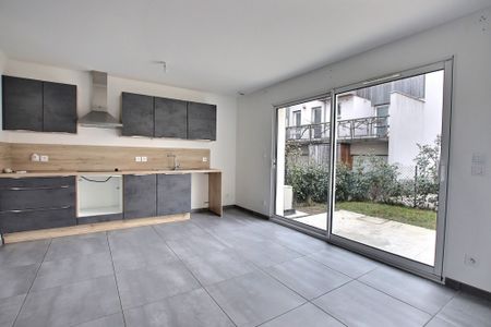 Location Maison 4 pièces 87m² CLERMONT FERRAND 63000 - Photo 2