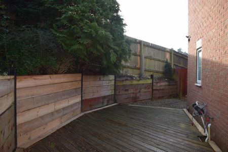 3 bedroom detached house to rent - Photo 3