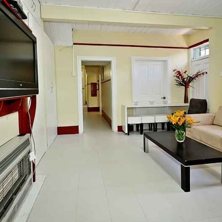 Room 6 (Non Ensuite) - Photo 3