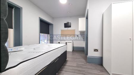 1 bedroom in a flat share to rent - Photo 4