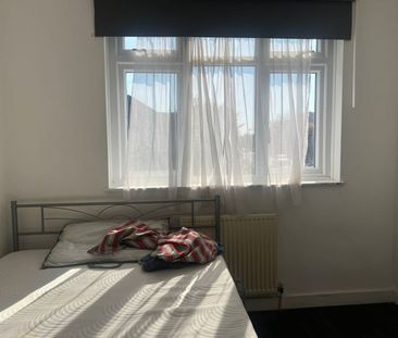 Room in a Shared House, Athelstone Road, HA3 - Photo 1