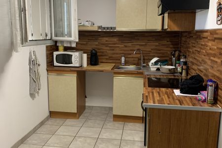 Appartement T2 avec balcon - HYERES - Photo 3