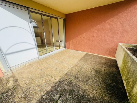 Location Appartement 1 pièce 18m² ROMANS SUR ISERE 26100 - Photo 1