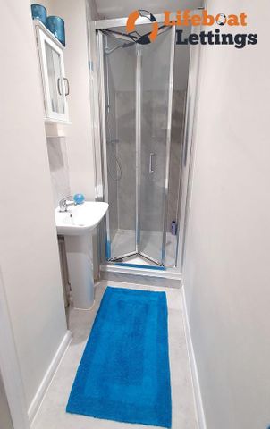 1 bedroom ground floor flat to rent - Photo 2