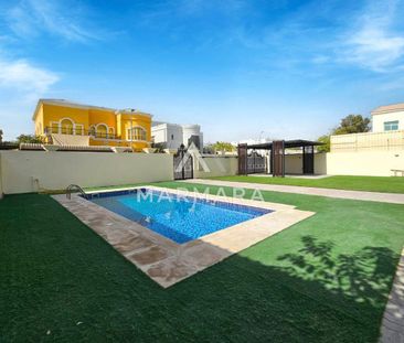 Independent 5BR Villa | Private Pool & Garden - Photo 2