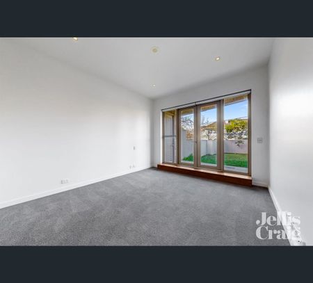 3/19 Birdwood Avenue, Brighton, Vic 3186 - Photo 2