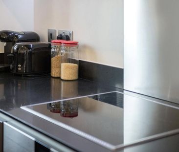 2 bedroom flat to rent - Photo 6