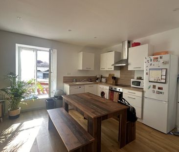 Location Appartement 4 pièces 65m² COGNAC 16100 - Photo 4