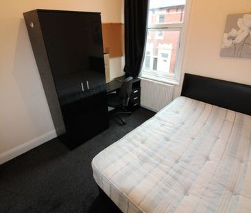 Emmanuel Street, Preston - Photo 1