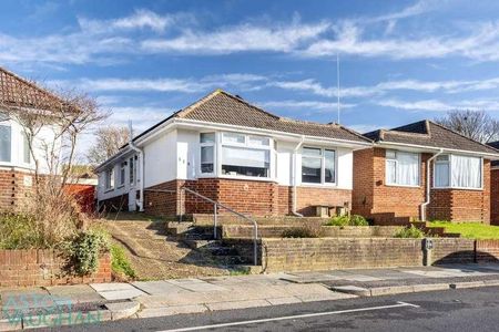 Thornhill Rise, Portslade, Brighton, BN41 - Photo 2