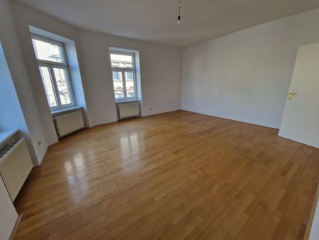 HÜBSCHE 2 ZIMMER WOHNUNG - NÄHE ELTERLEINPLATZ - 2. Stock mit Lift - Photo 4