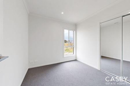 31 Langer Circuit, Cranbourne - Photo 5