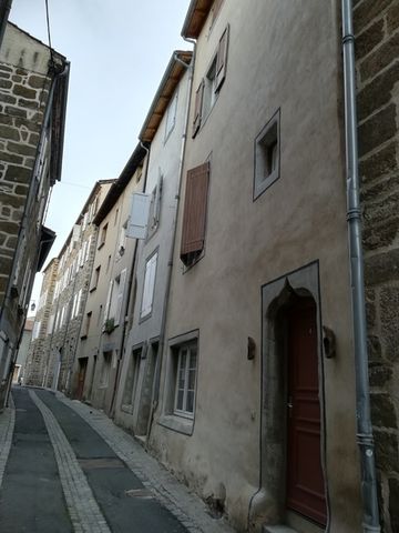 MAISON DE BOURG DE TYPE 4 - Photo 4