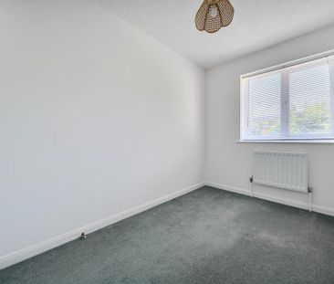 4 bedroom detached house to rent - Photo 5