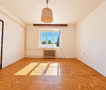 Pronájem bytu 2+1 76 m2 - Fotografie 6