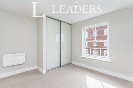 1 bedroom apartment to rent The Salthouse Apartments, Salt Meat Lane, Gosport, PO12 - Photo 4