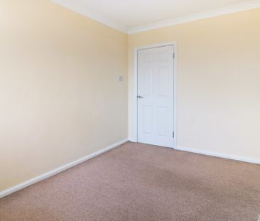 Darley Mead Court, Hampton Lane, Solihull, B91 - Photo 4