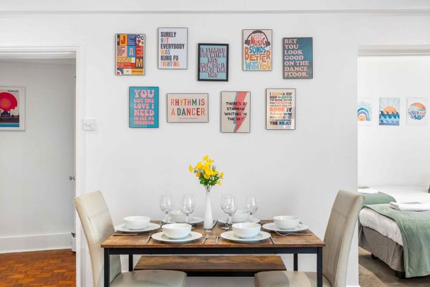 2 Bed Flat, Powis Patio Retreat, BN1 - Photo 1