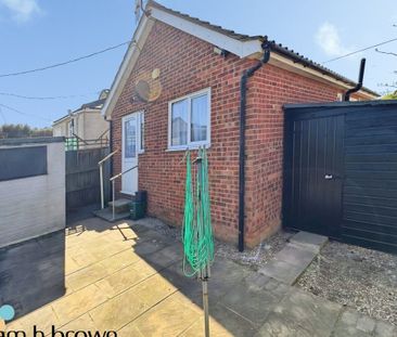 Vauxhall Avenue - Photo 5