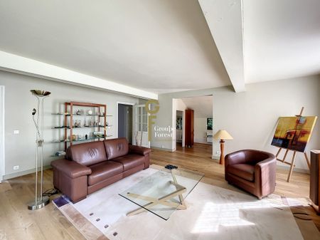 Location Maison 5 pièces 176m² CROIX 59170 - Photo 2