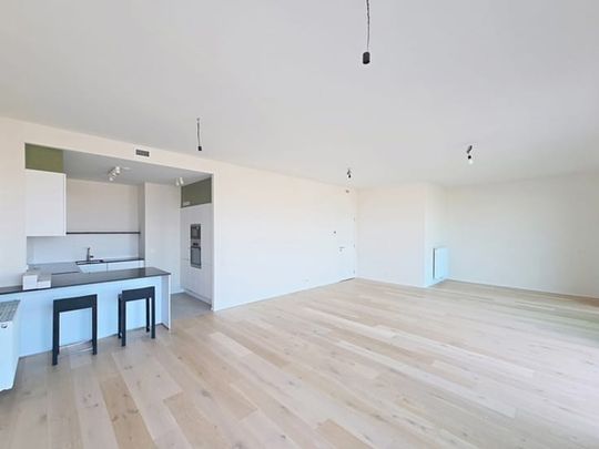 Appartement te huur - Photo 1