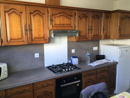 Location Maison 4 pièces 77m² - Photo 1