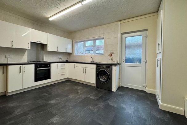 3 bedroom house to rent - Photo 1