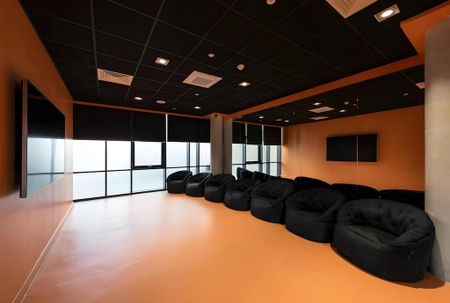 1 bedroom in a flat share to rent - Photo 3