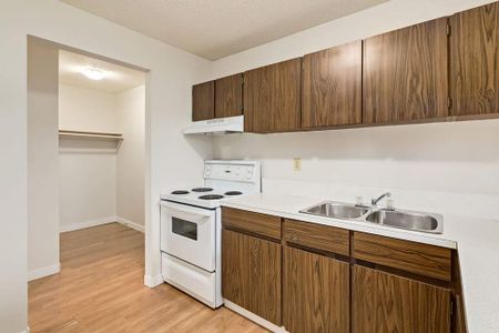 Classic Suite - 1 Bedroom - Photo 2