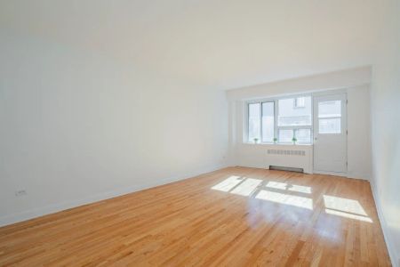 6275 Northcrest — 5 1/2 - Photo 3