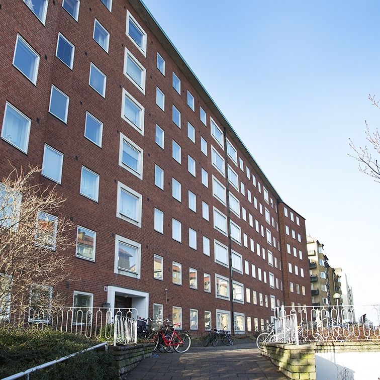Tessins väg 17 B - Foto 1