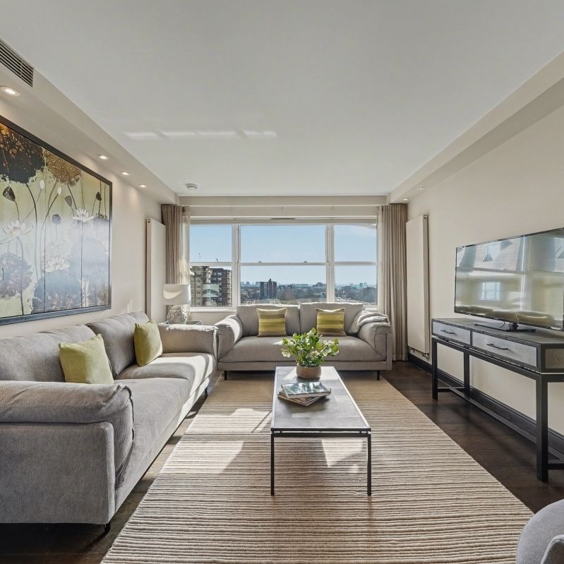 3 bedroom flat to rent - Photo 1