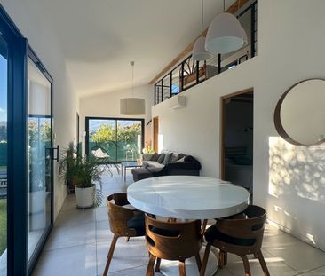 Collines de St Laurent du Var Maison jumelée meublée 3/4 pièces 70 m2 - Photo 2