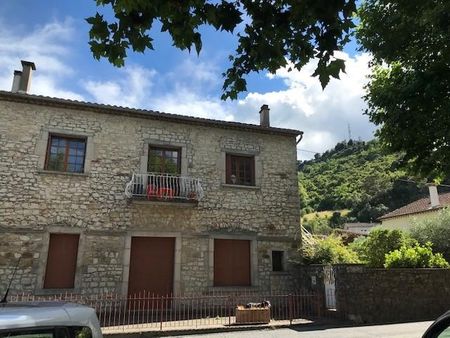 Location Appartement 3 pièces 97m² LES VANS 07140 - Photo 4