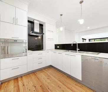 4 Avian Crescent, Lane Cove, NSW 2066 - Photo 3