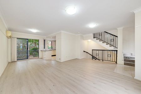 22/557 Mowbray Road, Lane Cove. - Photo 2