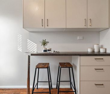 Renovated 2 Bdm Unit in Edgeware Village - Photo 1