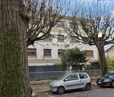 Location Appartement 3 pièces 56m² ST MAUR DES FOSSES 94210 - Photo 6