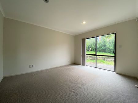 4 Bedrooms on Bradnor Meadows Drive - Photo 2