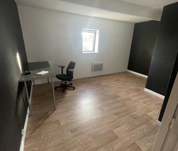 Location Appartement 3 pièces 55m² ROUBAIX 59100 - Photo 4