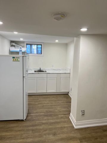 For Lease - 101 Auburn Avenue Unit# Lower, Toronto, Ontario - Photo 3