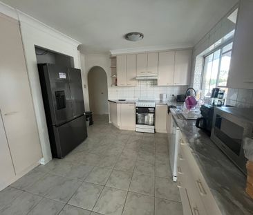 Carindale - Photo 4