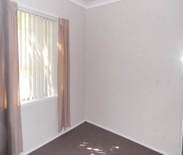 EAST TAMWORTH - Two Bedroom Unit - Photo 2