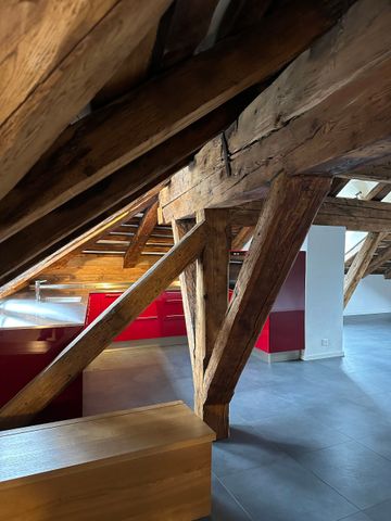 SION, magnificent 3.5 room attic - old town - Photo 2