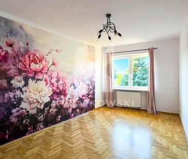 Warszawa, Wilanów, Powsinek, Uprawna – zdjęcie 2