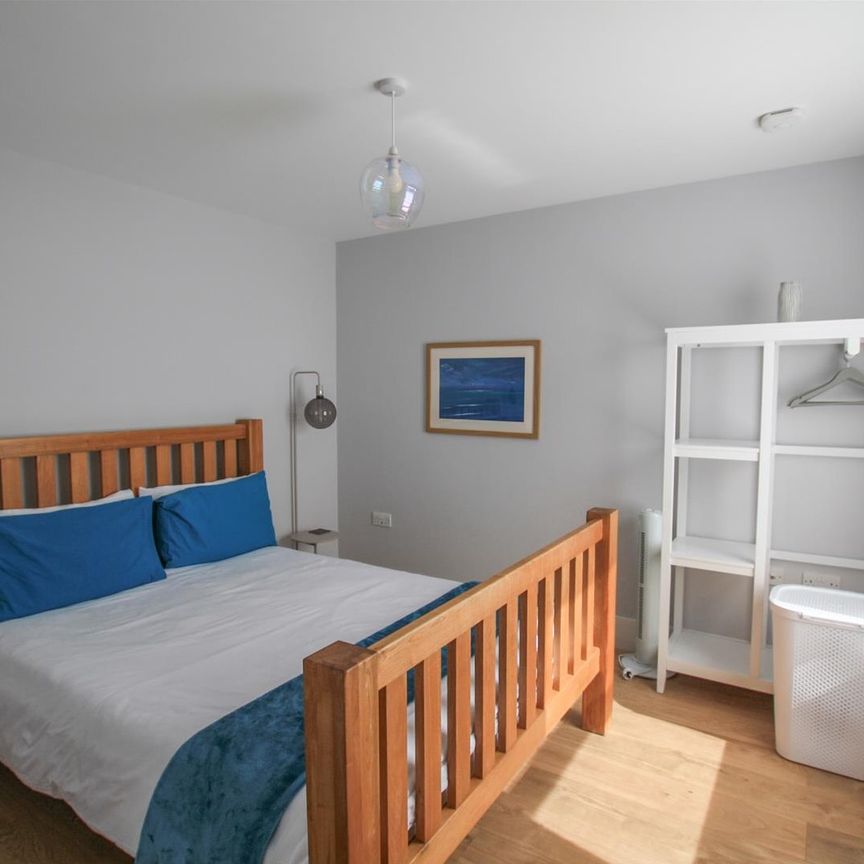 Stradbroke Road, Lowestoft - Photo 1